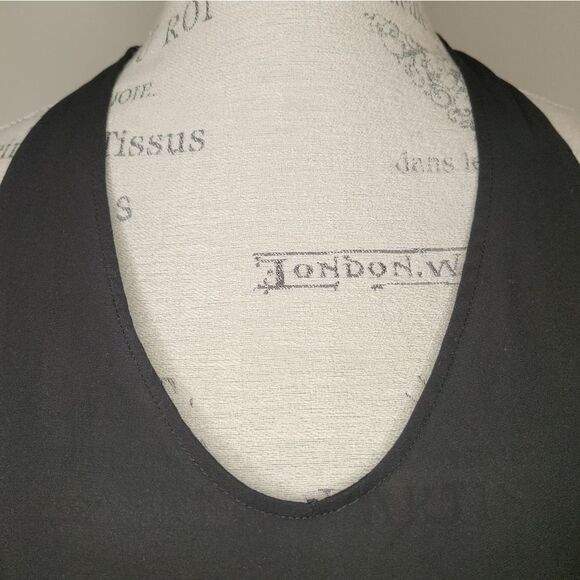 Rachael & Chloe Black Sleeveless Blouse - Picture 5 of 9